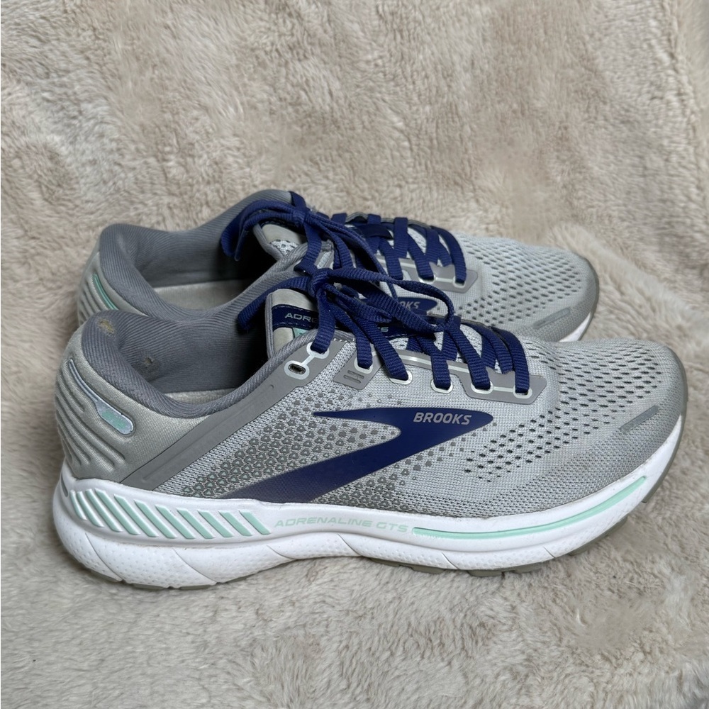 Brooks Adrenaline GTS 22 "Grey/Purple/Mint" Women's Wide Running Shoe Sz 8 - Picture 1 of 10